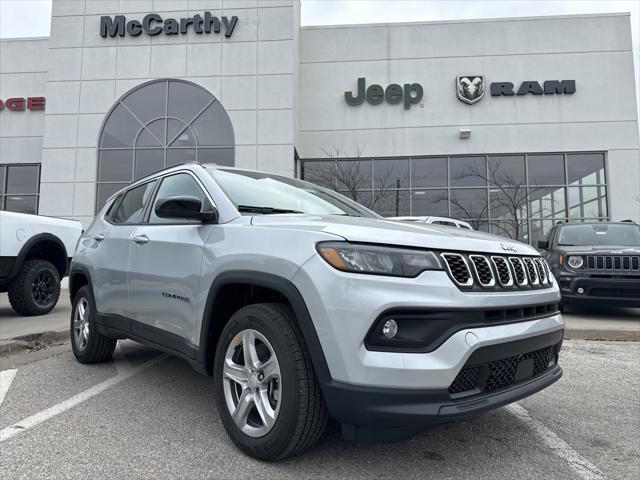 new 2024 Jeep Compass car, priced at $29,000