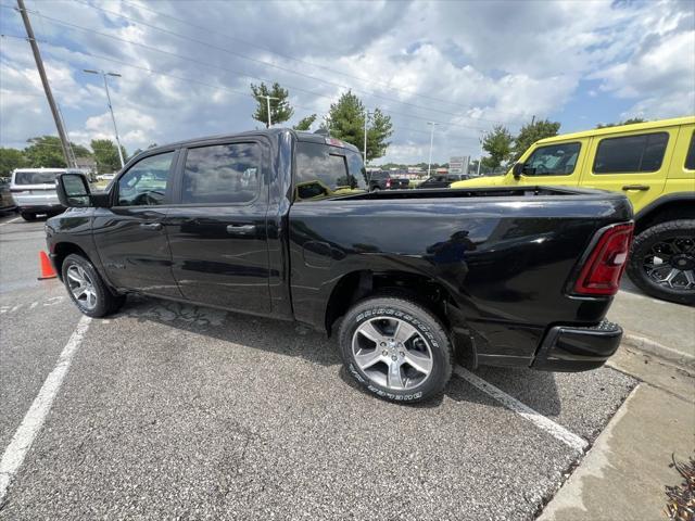 new 2025 Ram 1500 car, priced at $43,000