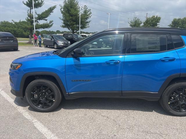 new 2024 Jeep Compass car, priced at $32,000