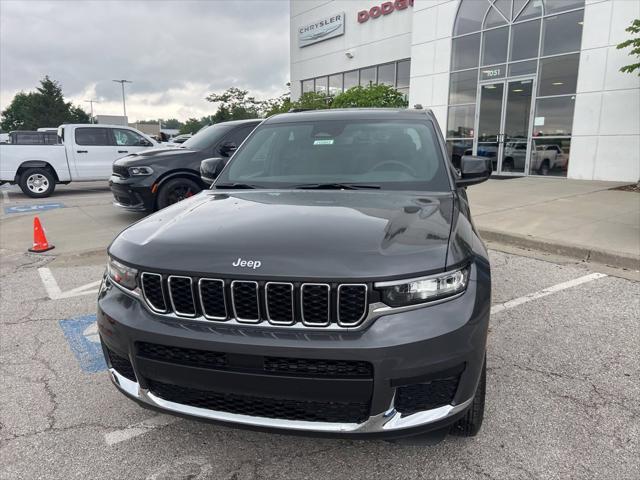 new 2024 Jeep Grand Cherokee L car, priced at $39,215