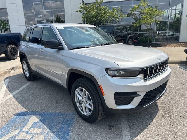 new 2024 Jeep Grand Cherokee car, priced at $39,965