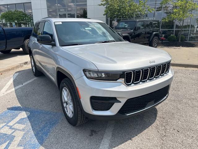 new 2024 Jeep Grand Cherokee car, priced at $39,965