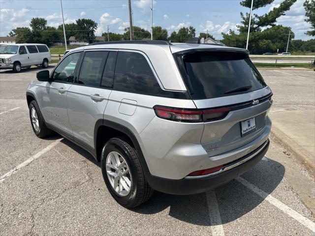 new 2024 Jeep Grand Cherokee car, priced at $39,965