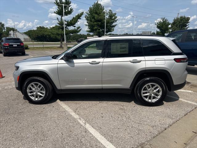 new 2024 Jeep Grand Cherokee car, priced at $39,965