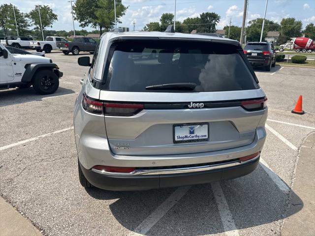 new 2024 Jeep Grand Cherokee car, priced at $39,965