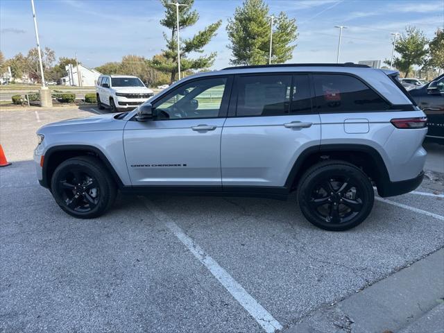 new 2024 Jeep Grand Cherokee car, priced at $46,795