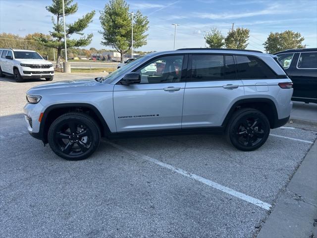 new 2024 Jeep Grand Cherokee car, priced at $46,795