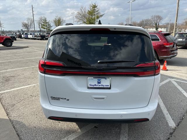 new 2024 Chrysler Pacifica car, priced at $42,000