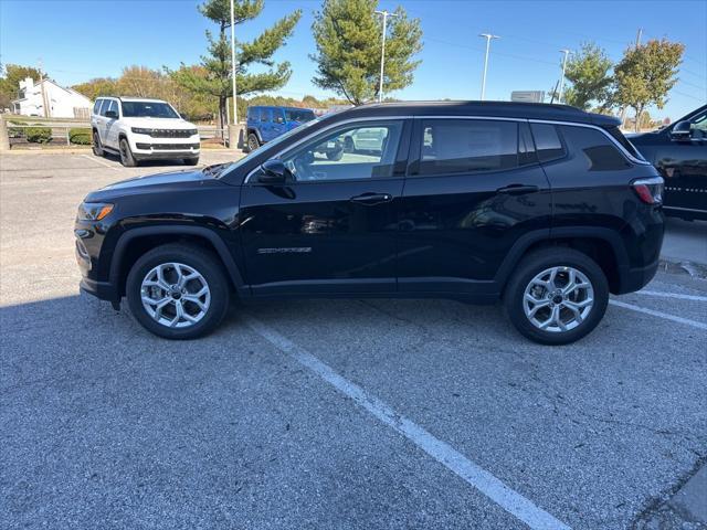 new 2025 Jeep Compass car, priced at $28,860