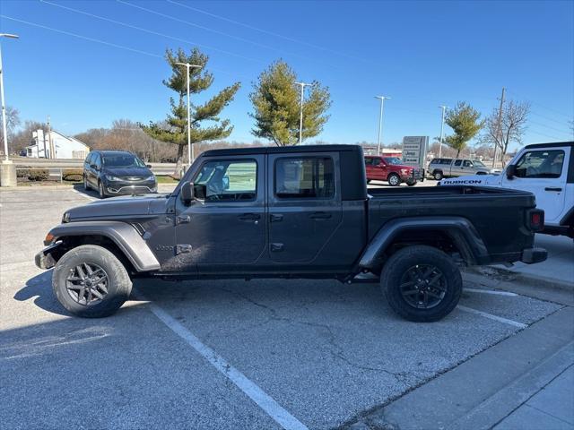 new 2024 Jeep Gladiator car, priced at $41,790