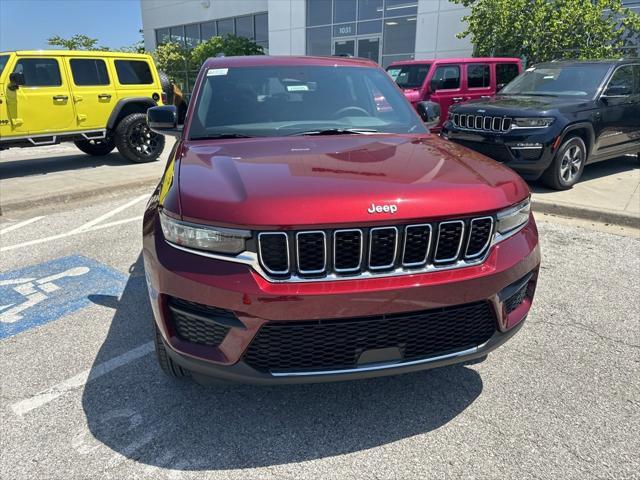 new 2024 Jeep Grand Cherokee car, priced at $37,965