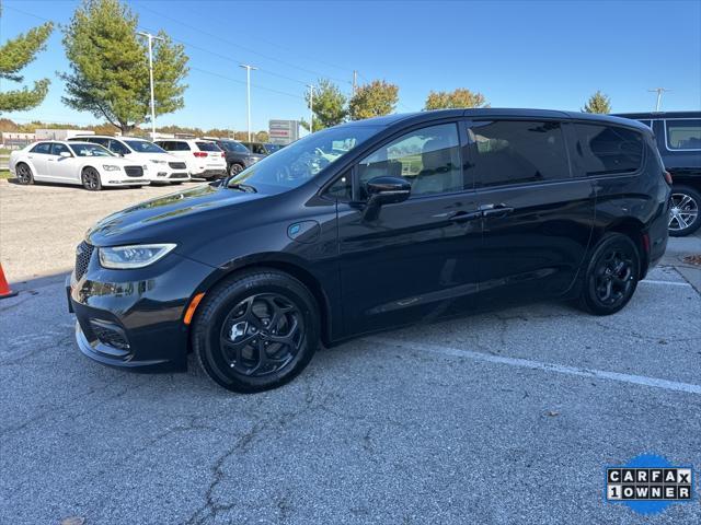 used 2022 Chrysler Pacifica Hybrid car, priced at $29,000