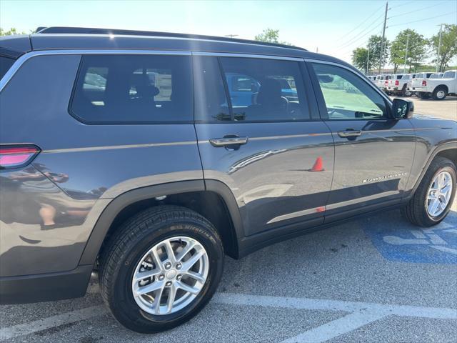 new 2024 Jeep Grand Cherokee L car, priced at $43,000