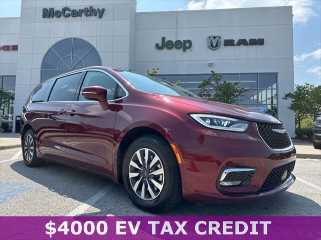 used 2022 Chrysler Pacifica Hybrid car, priced at $20,500