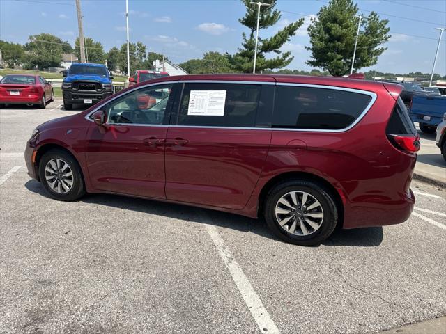 used 2022 Chrysler Pacifica Hybrid car, priced at $20,500