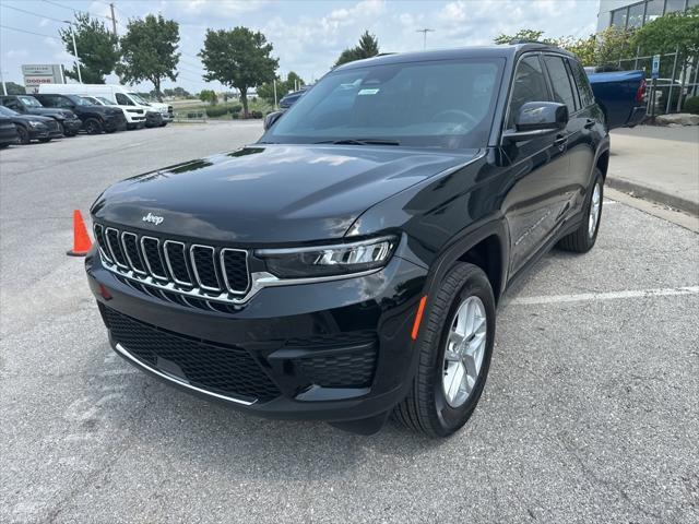 new 2024 Jeep Grand Cherokee car, priced at $39,965