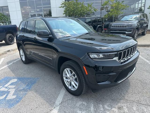 new 2024 Jeep Grand Cherokee car, priced at $39,965