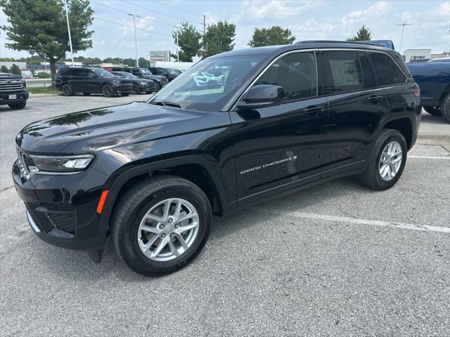 new 2024 Jeep Grand Cherokee car, priced at $39,965