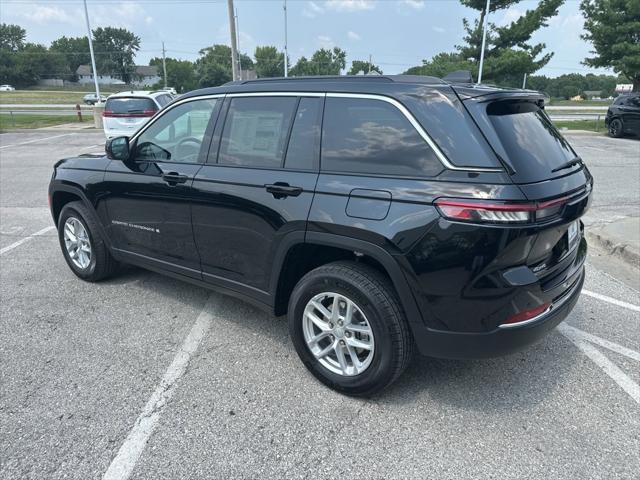 new 2024 Jeep Grand Cherokee car, priced at $39,965