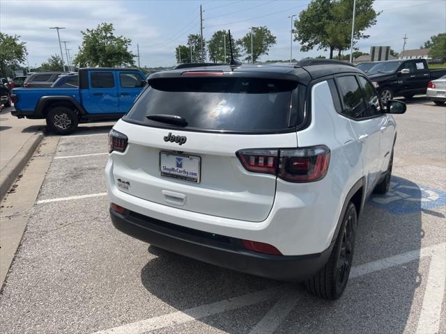 new 2024 Jeep Compass car, priced at $31,000