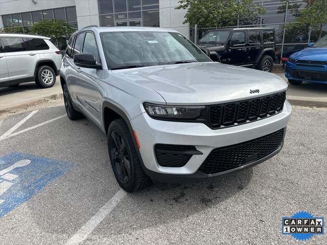 used 2022 Jeep Grand Cherokee car, priced at $32,500