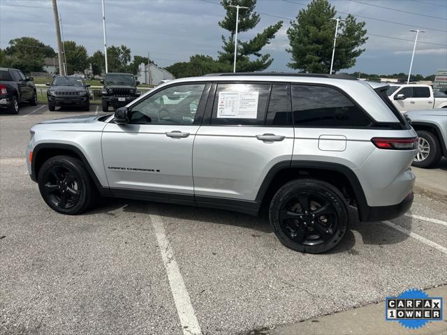 used 2022 Jeep Grand Cherokee car, priced at $32,500