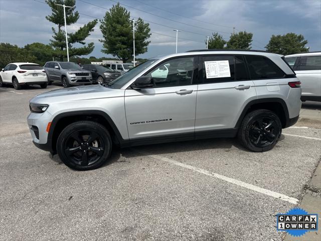 used 2022 Jeep Grand Cherokee car, priced at $32,500