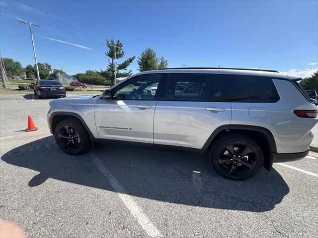 new 2024 Jeep Grand Cherokee L car, priced at $43,595