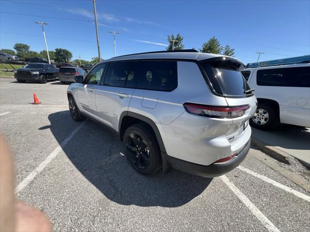 new 2024 Jeep Grand Cherokee L car, priced at $43,595