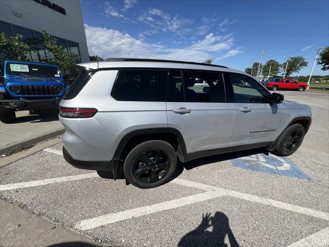 new 2024 Jeep Grand Cherokee L car, priced at $43,595