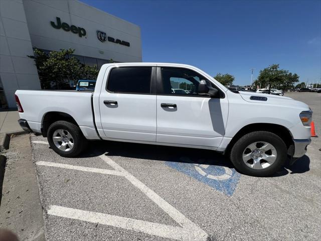 new 2024 Ram 1500 car, priced at $41,875