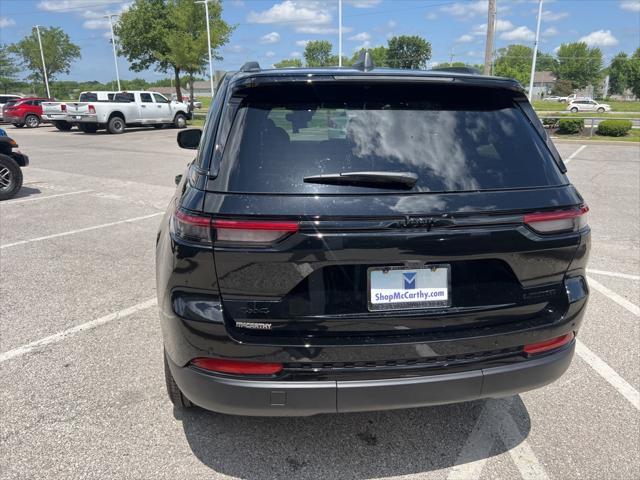 new 2024 Jeep Grand Cherokee car, priced at $52,000