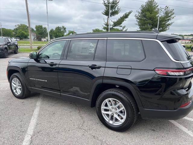 new 2024 Jeep Grand Cherokee L car, priced at $42,215