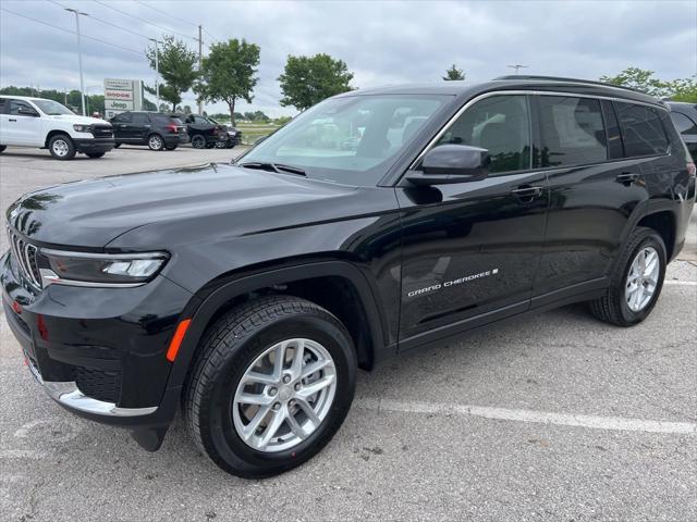 new 2024 Jeep Grand Cherokee L car, priced at $42,215