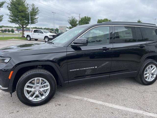 new 2024 Jeep Grand Cherokee L car, priced at $42,215