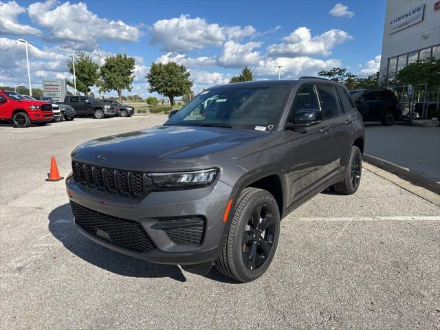 new 2024 Jeep Grand Cherokee car, priced at $43,675