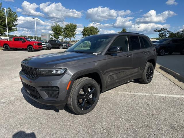 new 2024 Jeep Grand Cherokee car, priced at $43,675