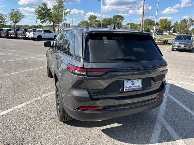 new 2024 Jeep Grand Cherokee car, priced at $43,675