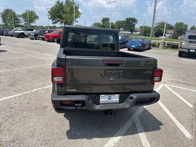 new 2024 Jeep Gladiator car, priced at $39,025