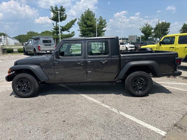 new 2024 Jeep Gladiator car, priced at $39,025