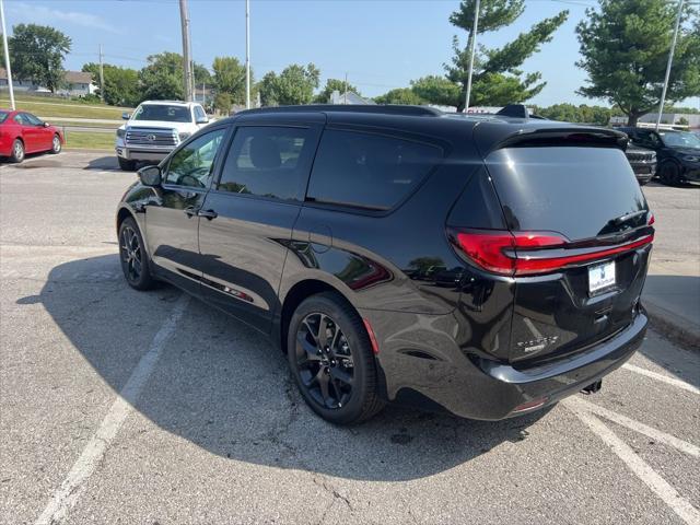 new 2024 Chrysler Pacifica car, priced at $51,705