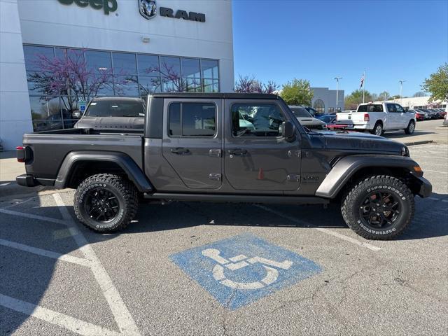 new 2024 Jeep Gladiator car, priced at $46,320