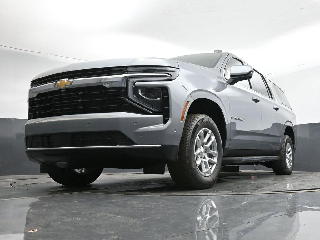 new 2025 Chevrolet Suburban car, priced at $64,470
