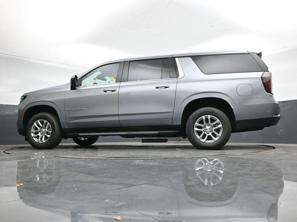 new 2025 Chevrolet Suburban car, priced at $64,470