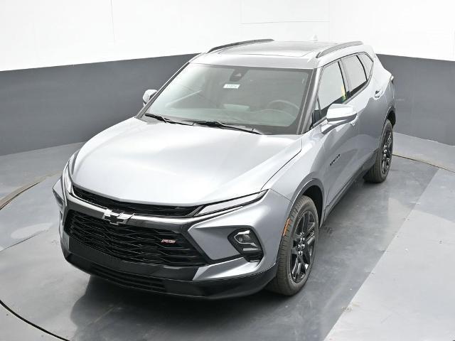 new 2025 Chevrolet Blazer car