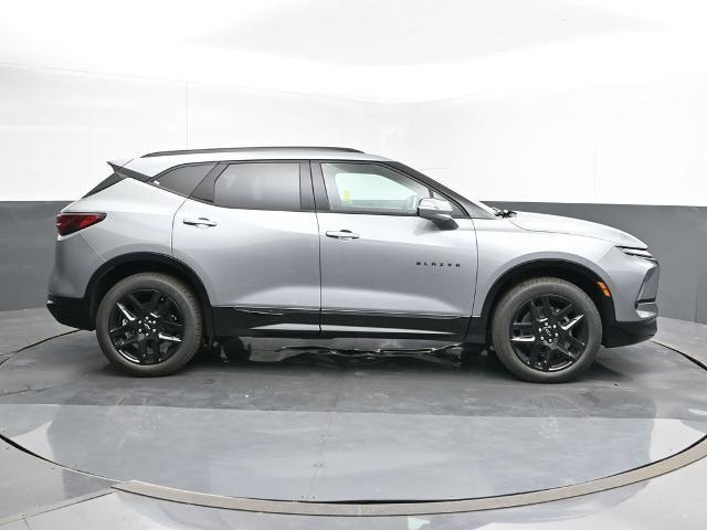 new 2025 Chevrolet Blazer car, priced at $45,415