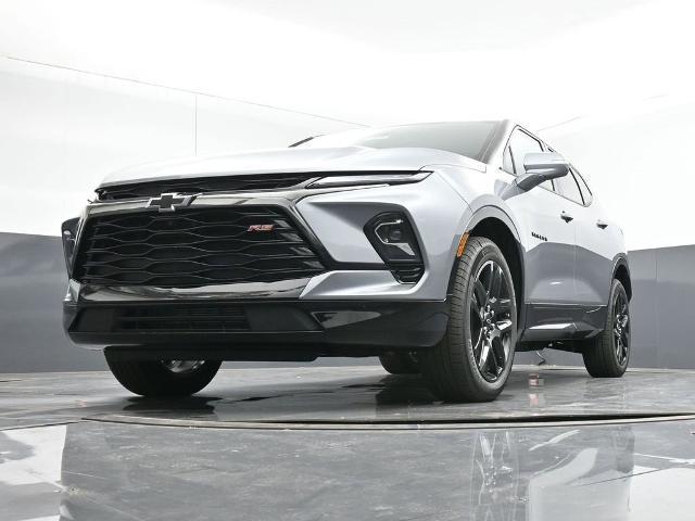 new 2025 Chevrolet Blazer car