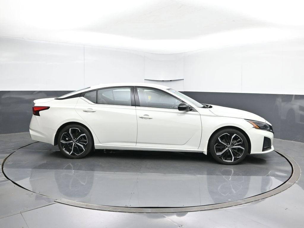 used 2023 Nissan Altima car, priced at $21,491