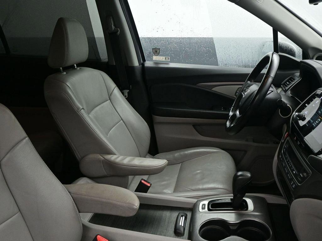 used 2020 Honda Pilot car, priced at $16,987