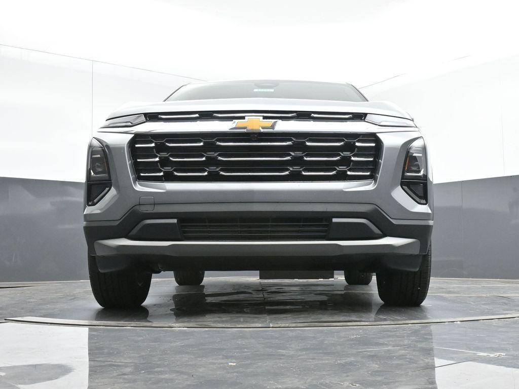 new 2026 Chevrolet Equinox car, priced at $28,590